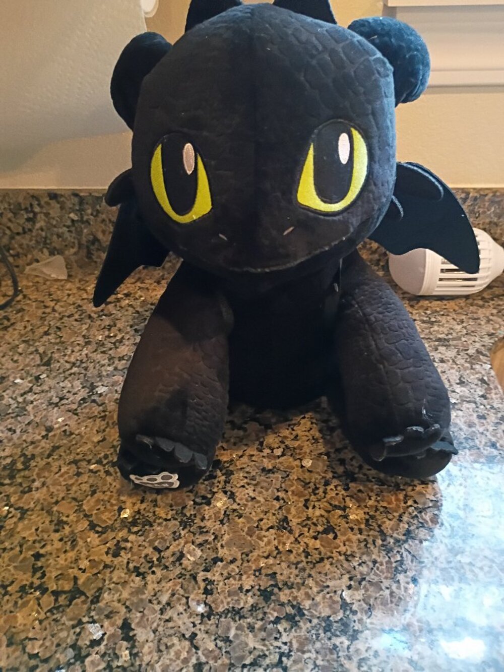 Build a bear toothless plush